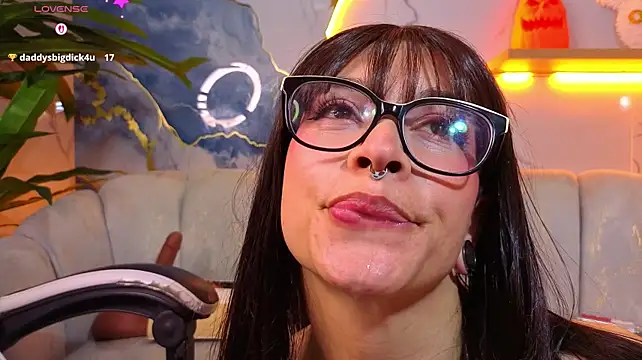 Lily_Tx - play pussy with domi+control toy🥵😍🔥😏