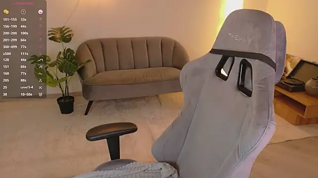 Tinapie - camel toe zoom and rub wet pussy
