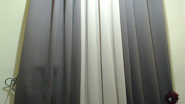 X_brittany_x - Finger pussy