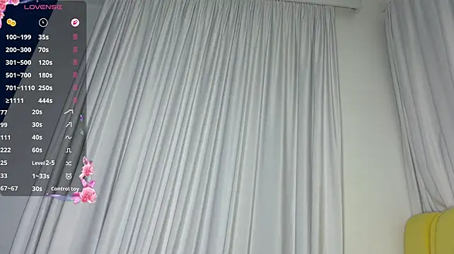 Barbie_Aria - Water in my boobs