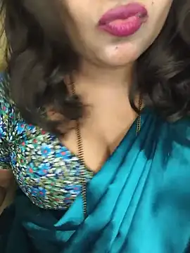 Ur_love_kannada1 - Boobs show