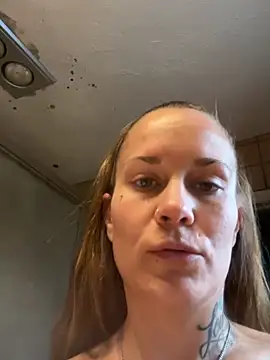 BritnieReyn - Drive me crazy!
