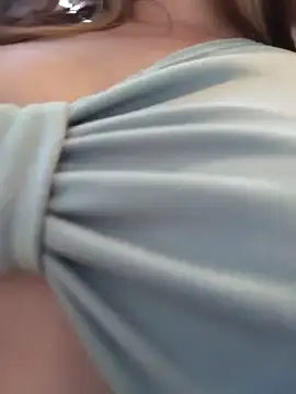 Scarlett_moore - I know you want to see my pantys