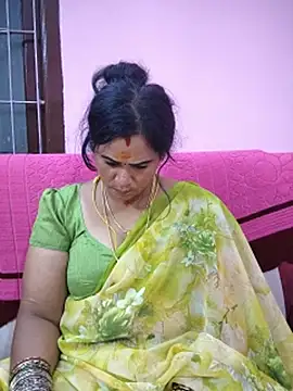 Tamilaruvi