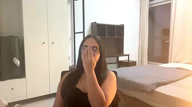 MagdaleneMuncrief - dancing so that your eyes look at my ass