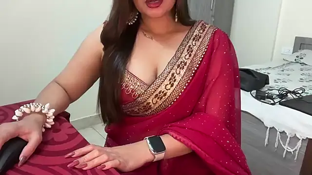Dikshaindin - show boobs