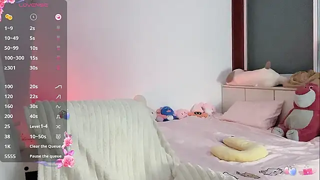 _flipped_ - show boobs露胸