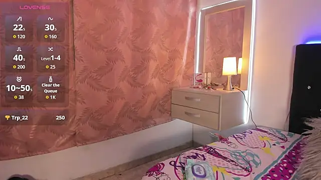 Enola_holmess - naked me and oil in tits