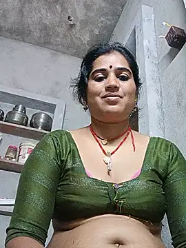 Hot_kamla