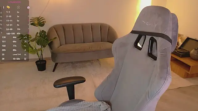 Tinapie - camel toe zoom and rub wet pussy