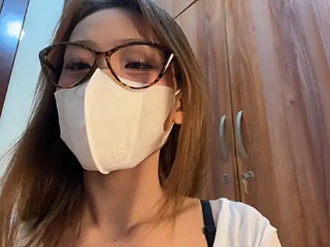 Pam_Rabbit - Nude hành lang