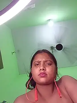 Nehuluthra - Pussy ass show in public