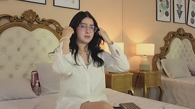 LiLLiAnderson - ⭐ Leg and feet massage
