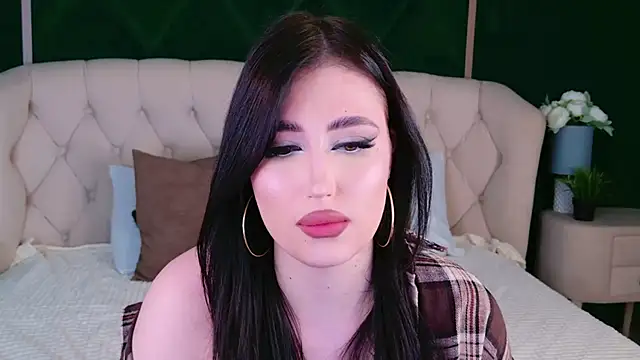 EmmaLawrens - very deep throat 23cm