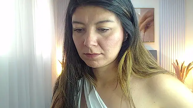 Hade_smt - oil show on my breasts