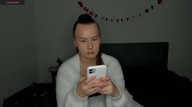 Kelly_Cartier - flash ass