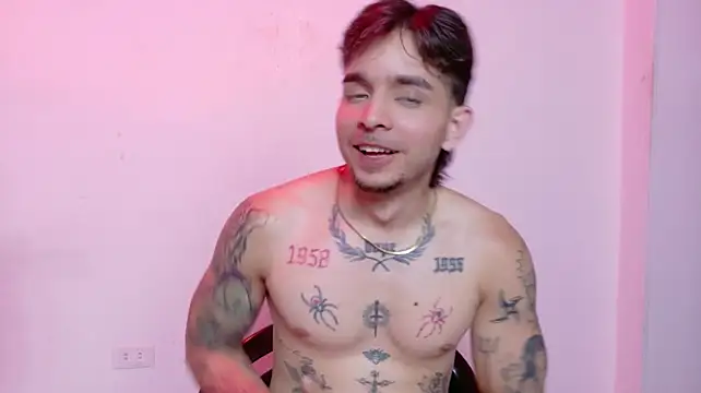 AliceandMax - 10 RUBEER BANDS IN HER NIPPLES X5 MIN