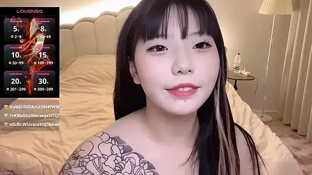 Yangyang-234 - 完成目标大肉棒插逼逼两分钟