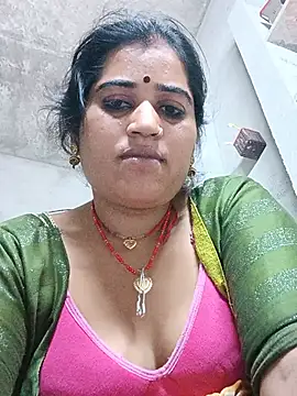Hot_kamla