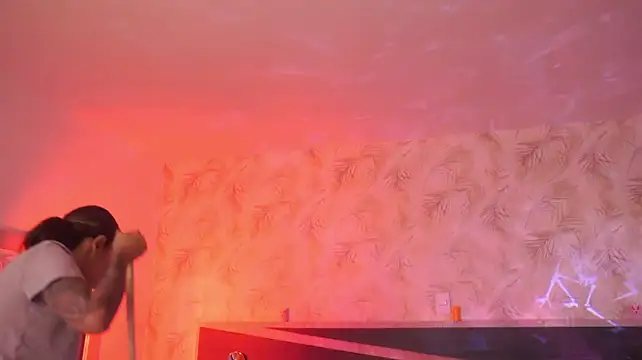 Natalia_Cruzz - plug in mi ass