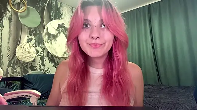 KittyMeooww - play with bra straps