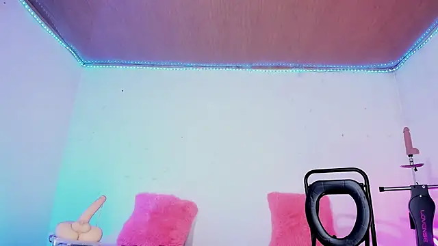Karol_stom - PLUG GAPE IN ASS