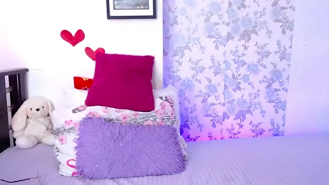 Vanessacuter - give me a good orgasm