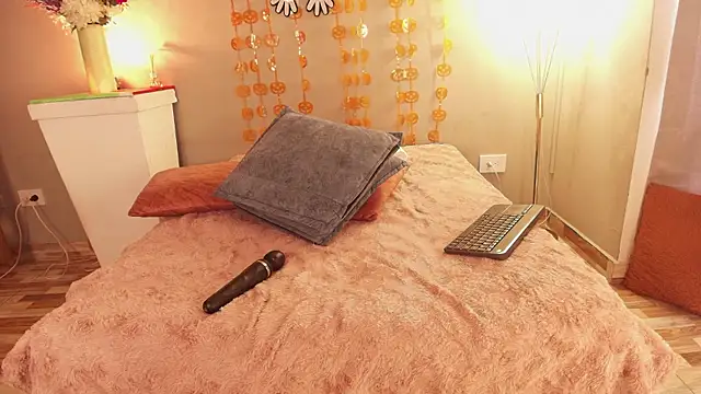 Cinderella_jackson - Moaning for you is a pleasure