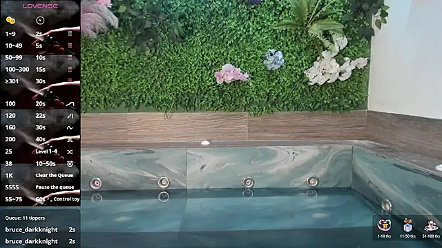 IsabellaaJoness - Ride torso hard en mi jacuzzi