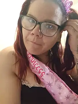 MissThroatGoat69 - Sit on birthday cake💦💦