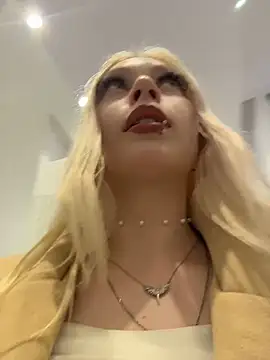 AngelinaTous - Finger sucking +nipple pinching 😉