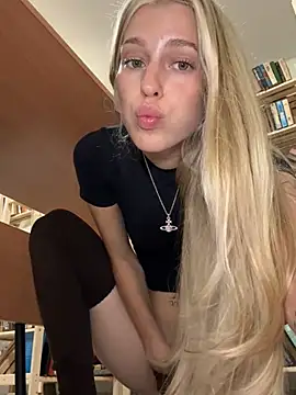 Kira_mia