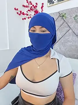 Naileaa__ - Destroy my pussy 😍