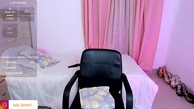 Vale_kross - MILK ON MY TITS