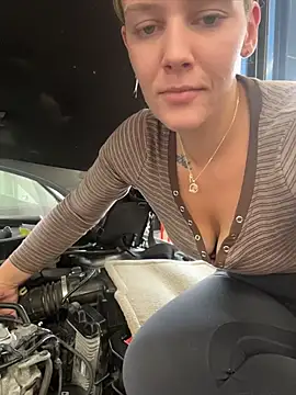 A1lesandra3 - Drive topless