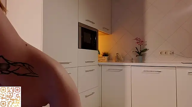 Valenora_xs