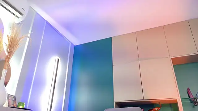 Donnatella_Morelli - FILL MY ASS WITH OIL
