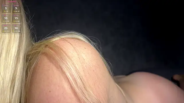 SteffaLains - DIldo in my ass
