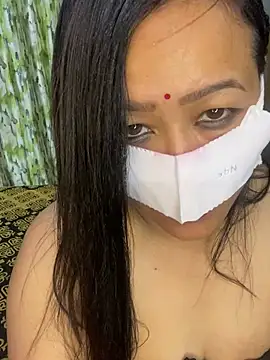 LoveFury - Pussy finger in public