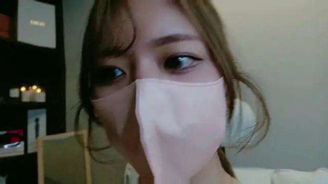 YUA_0425 - 上着ぬぎぬぎっ💗