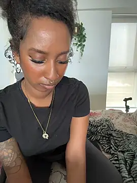 Your_Paris - Dildo ride facing ass + oil ass