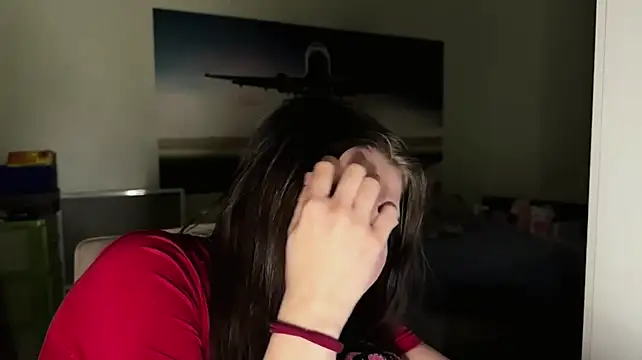 KatelinSpiegle - lick one’s finger