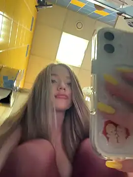 Milaa_sun - flash tits in SHOPING MALL 🍒
