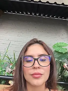 SofiaGomez444 - My clothes feel uncomfortable 🥵👅😮‍💨