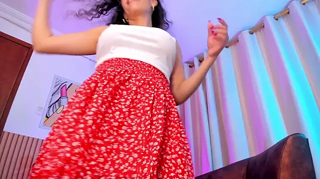 StarMilf - Feetjob teasing pussy