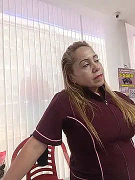 Hanna_Xarx - LOVENSE ACTIVE, SHOW MY BIG TITS