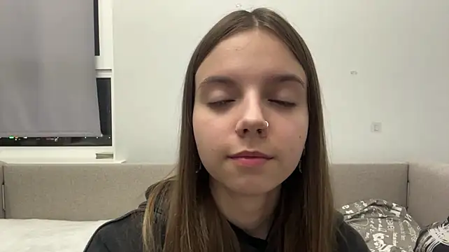 LisaPorse - show belly + cute wink