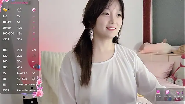 _flipped_ - show boobs露胸