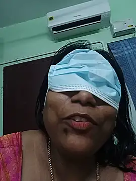 Tamilponnusilk - To pay hospital bill