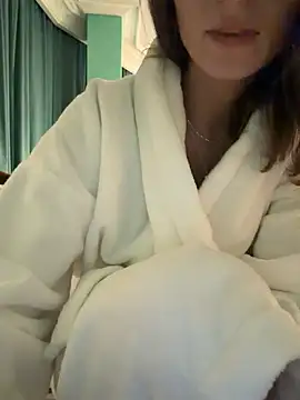 -AngelAri- - Orgasm naked